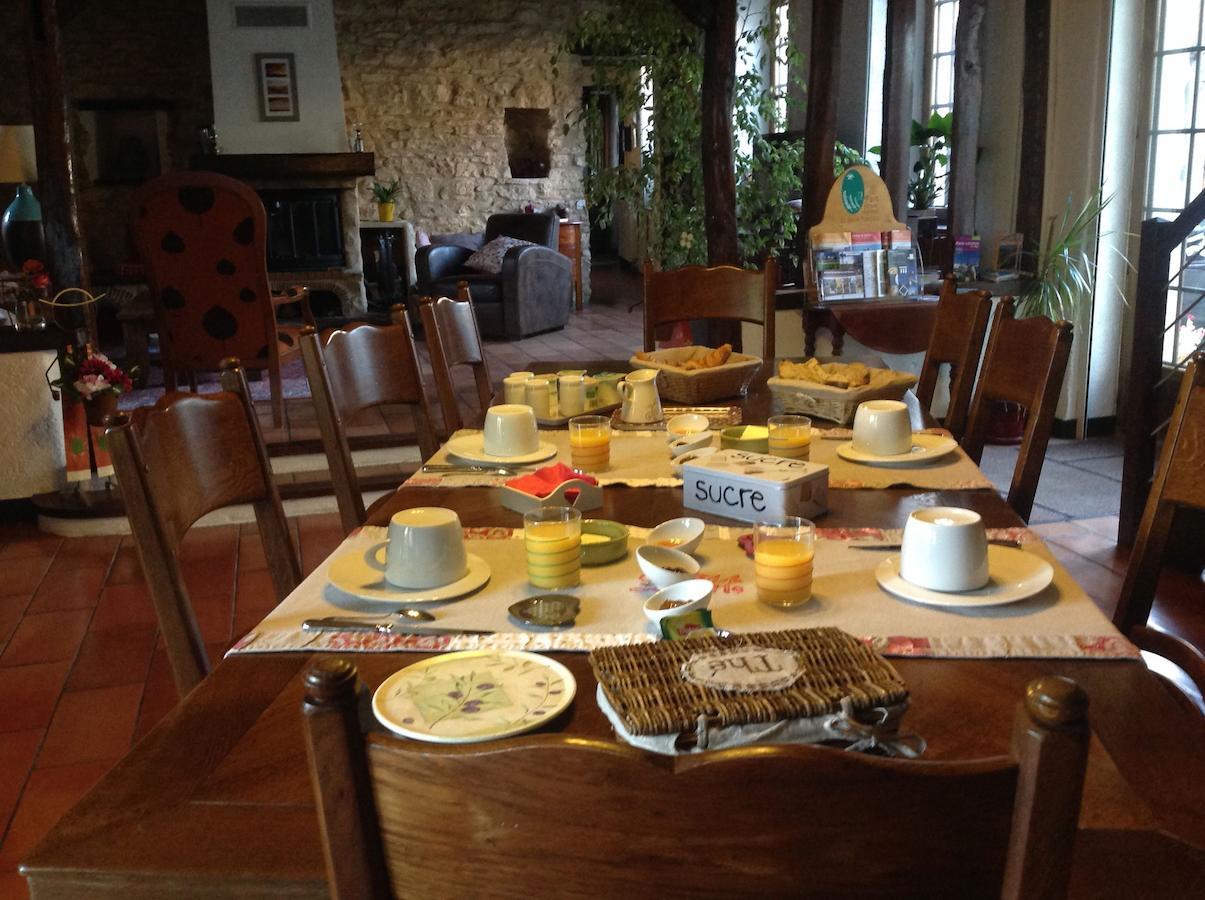 مبيت وإفطار Au Relais De Chaussy المظهر الخارجي الصورة